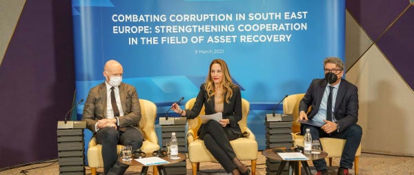 Expert representatives of European institutions and participants from across South East Europe convened to conclude the AIRE Centre’s joint regional anti-corruption project